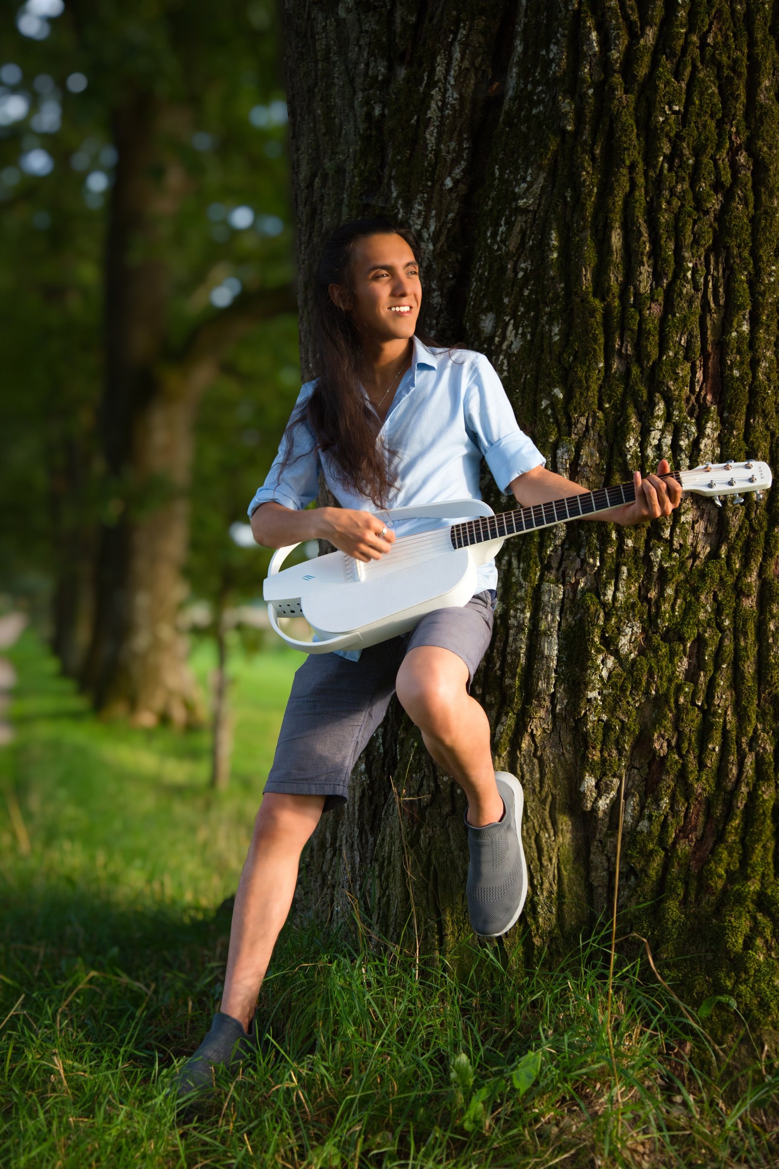 Samsara · Maha Samadhi · Nhu Lai with guitar